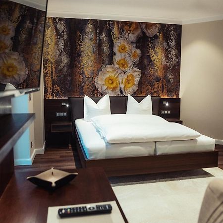 Hotel - Pension & Gaststaette "Alter Koenig" Hettstedt Zewnętrze zdjęcie