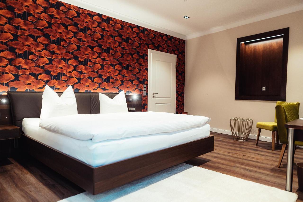 Hotel - Pension & Gaststaette "Alter Koenig" Hettstedt Zewnętrze zdjęcie