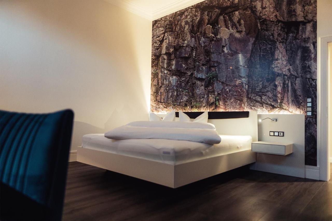Hotel - Pension & Gaststaette "Alter Koenig" Hettstedt Zewnętrze zdjęcie